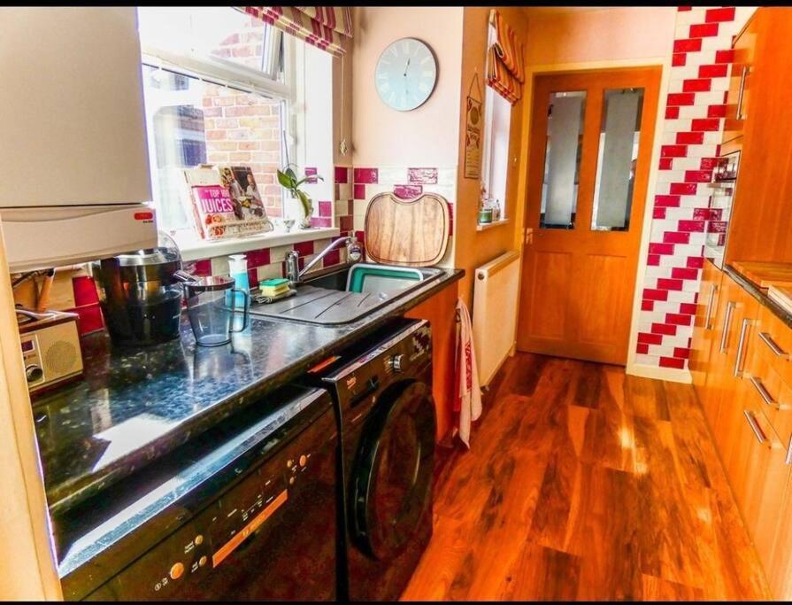 Sommerset Cottages - 2 Bedroom House Sunderland  Eksteriør billede